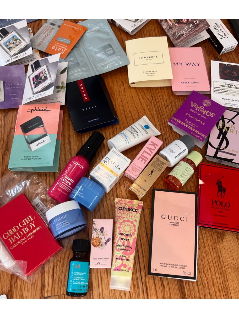 Lot of 50+ deluxe, travel size, makeup, hair and skincare samples - Picture 2 of 5